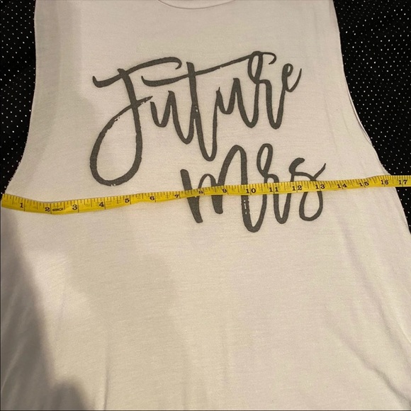 Future Mrs Tank - Picture 2 of 5